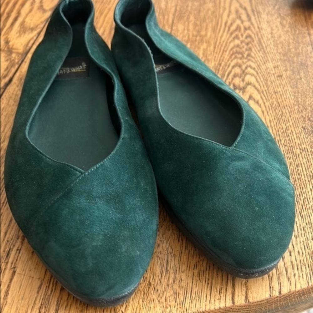 What’s What by Aerosoles Chic Green Suede Women's Loafers